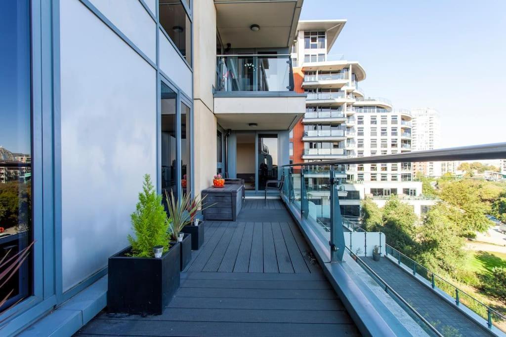 Thames View Apartment, Imperial Wharf London Eksteriør billede